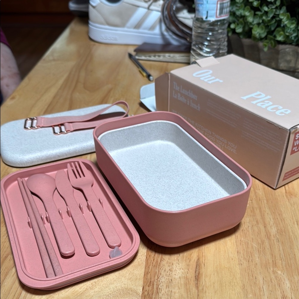 Our Place Pink Lunch Box Set